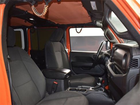 Used 2018 Jeep Wrangler Unlimited Sport S image 12
