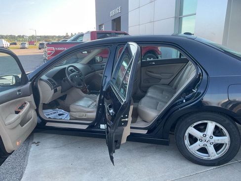 Used 2004 Honda Accord EX image 20