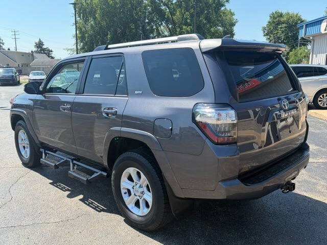 Used 2021 Toyota 4Runner SR5 AWD/4WD image 6