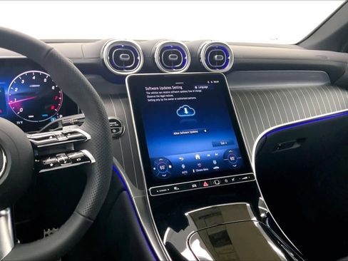 New 2026 Mercedes-Benz GLC 300 4MATIC image 26