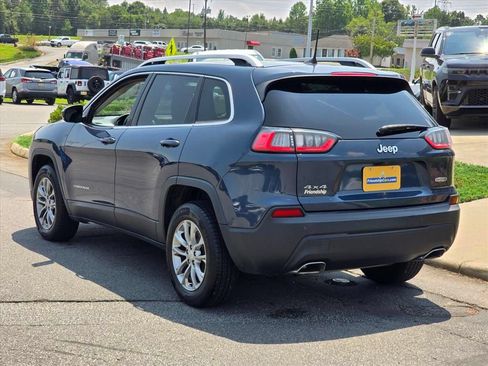 Used 2021 Jeep Cherokee Latitude Lux w/ Comfort/Convenience Group AWD/4WD image 24