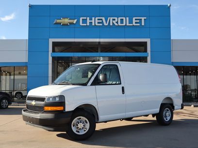 New 2025 Chevrolet Express 2500