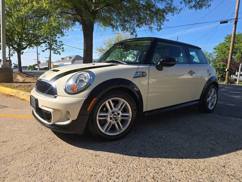 Used 2013 MINI Cooper S FWD image 67