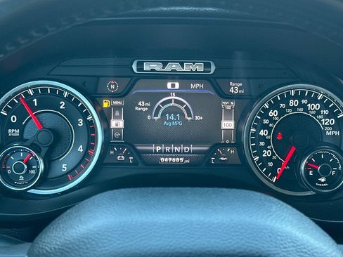 Used 2021 RAM 2500 Laramie AWD/4WD image 24