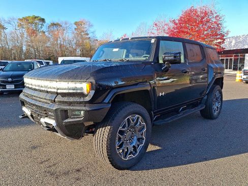 New 2025 GMC Hummer EV 3X AWD/4WD image 2