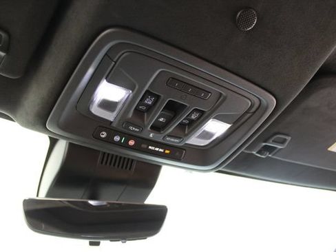 Used 2025 GMC Sierra 1500 Denali Ultimate AWD/4WD image 25