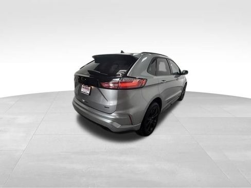 Used 2024 Ford Edge SE w/ Black Appearance Package AWD/4WD image 7