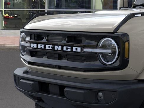 New 2025 Ford Bronco Outer Banks image 19