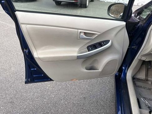 Used 2010 Toyota Prius Two image 13