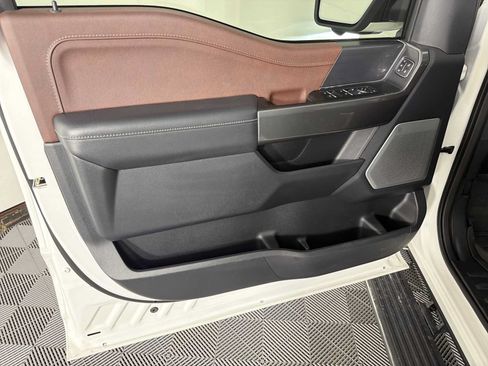 Used 2019 Ford F150 Lariat AWD/4WD image 12