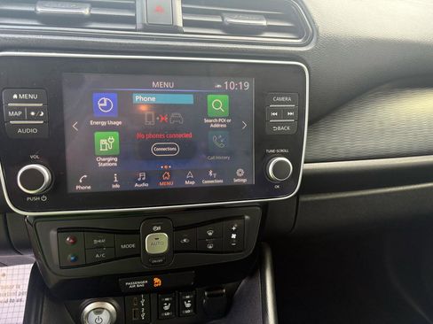 Used 2021 Nissan Leaf SV w/ SV Technology Package image 25