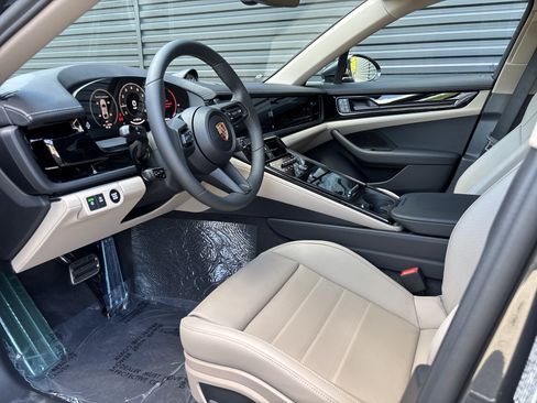 New 2026 Porsche Panamera 4 AWD/4WD image 10