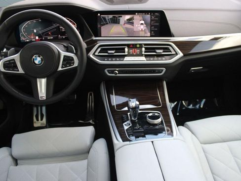 Used 2023 BMW X5 xDrive40i w/ Executive Package image 17