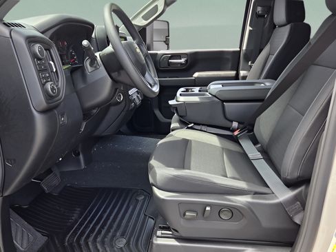 New 2026 Chevrolet Silverado 2500 Custom w/ Custom Value Package AWD/4WD image 9