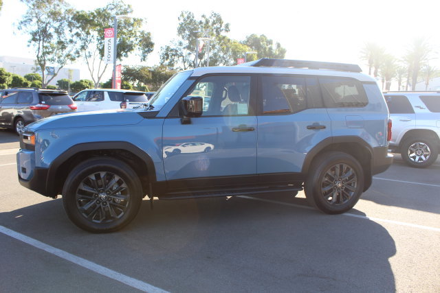 Certified 2025 Toyota Land Cruiser w/ Premium Package AWD/4WD image 6