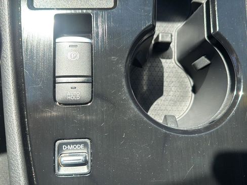 Used 2023 Nissan Rogue SV FWD image 15