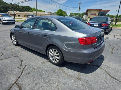 Used 2014 Volkswagen Jetta SE FWD image 8
