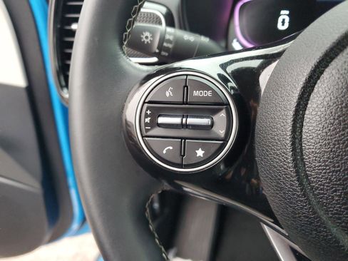 Certified 2024 Kia Soul GT-Line image 31