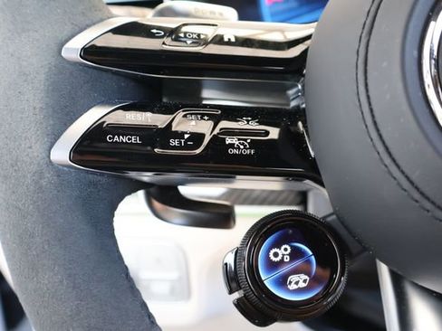 Used 2025 Mercedes-Benz GLS 63 AMG 4MATIC image 29