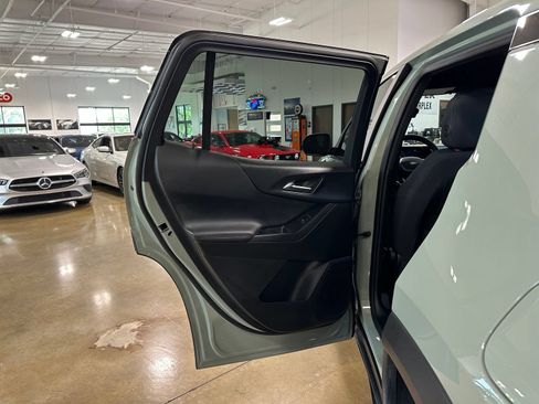 Used 2026 Chevrolet Equinox LT FWD image 31