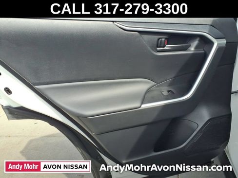 Used 2025 Toyota RAV4 LE AWD/4WD image 37