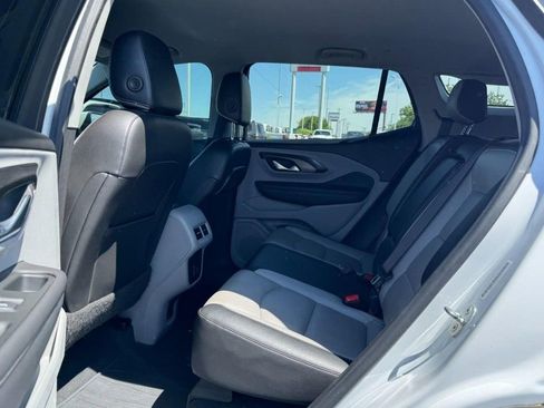 Used 2022 GMC Terrain SLT FWD image 10