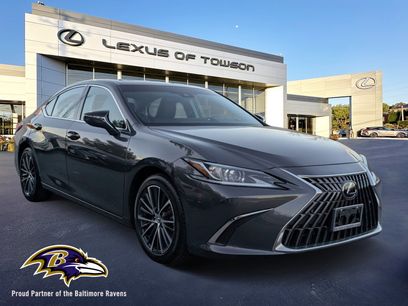 Certified 2025 Lexus ES 350 w/ Premium Package