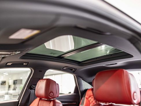 Used 2023 Audi SQ5 Premium Plus w/ Premium Plus Package image 19