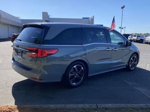 Certified 2023 Honda Odyssey Elite image 5