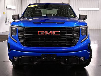 Used 2022 GMC Sierra 1500 Elevation