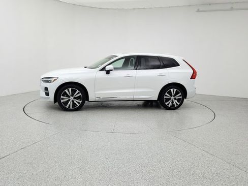 Certified 2023 Volvo XC60 B5 Plus w/ Climate Package image 8