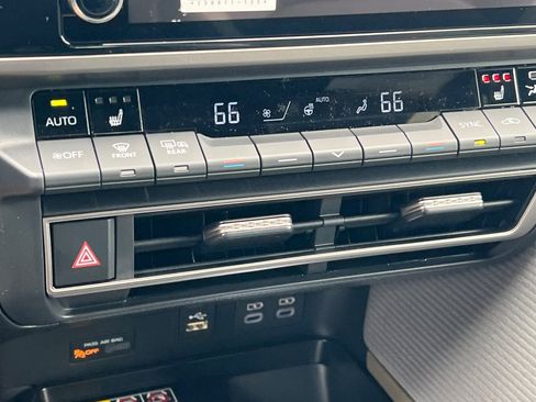 New 2026 Toyota Camry SE w/ Convenience Package image 16