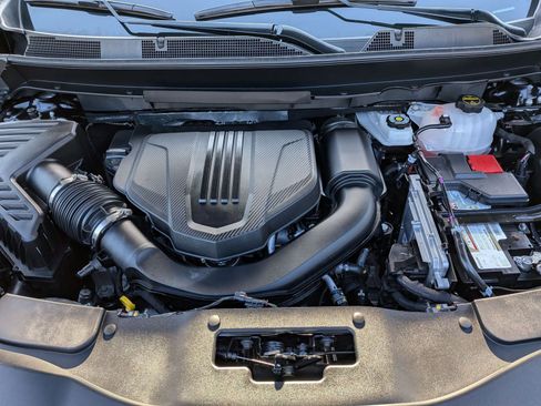 Used 2026 Chevrolet Traverse LT w/ LPO, Floor Liner Package FWD image 30