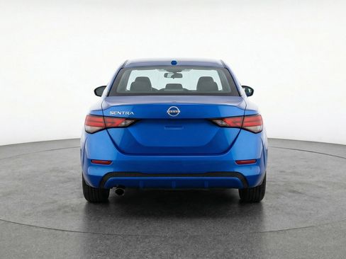Used 2025 Nissan Sentra SV FWD image 6