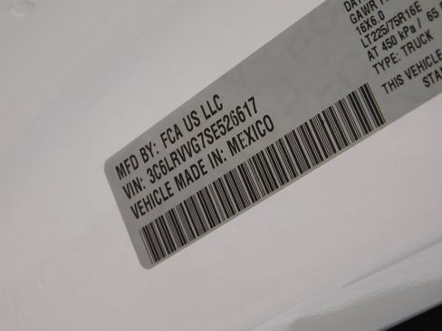 Used 2025 RAM ProMaster 2500 w/ U-Haul Equipment Group FWD image 22