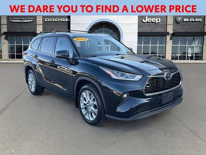 Used 2023 Toyota Highlander Limited