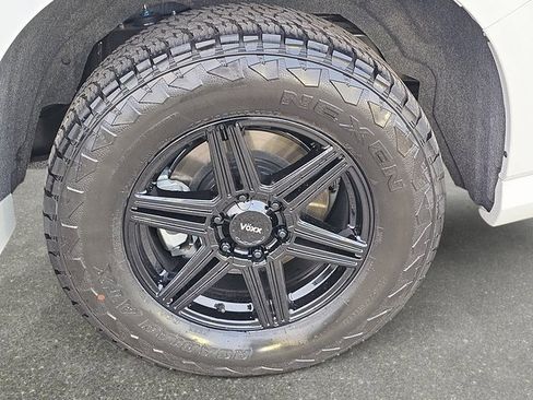 Certified 2025 INFINITI QX80 Pure image 33