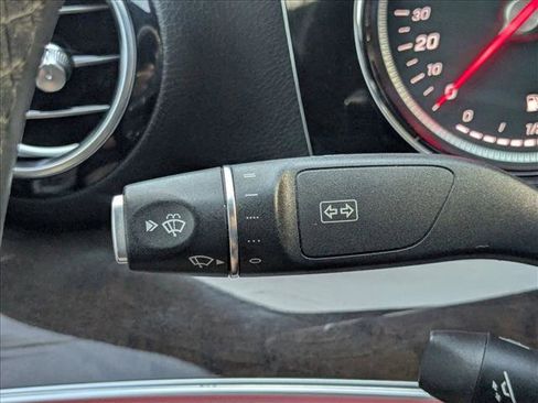 Used 2019 Mercedes-Benz E 300 image 6
