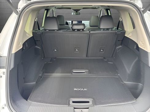 New 2026 Nissan Rogue Platinum w/ Platinum Premium Package AWD/4WD image 19