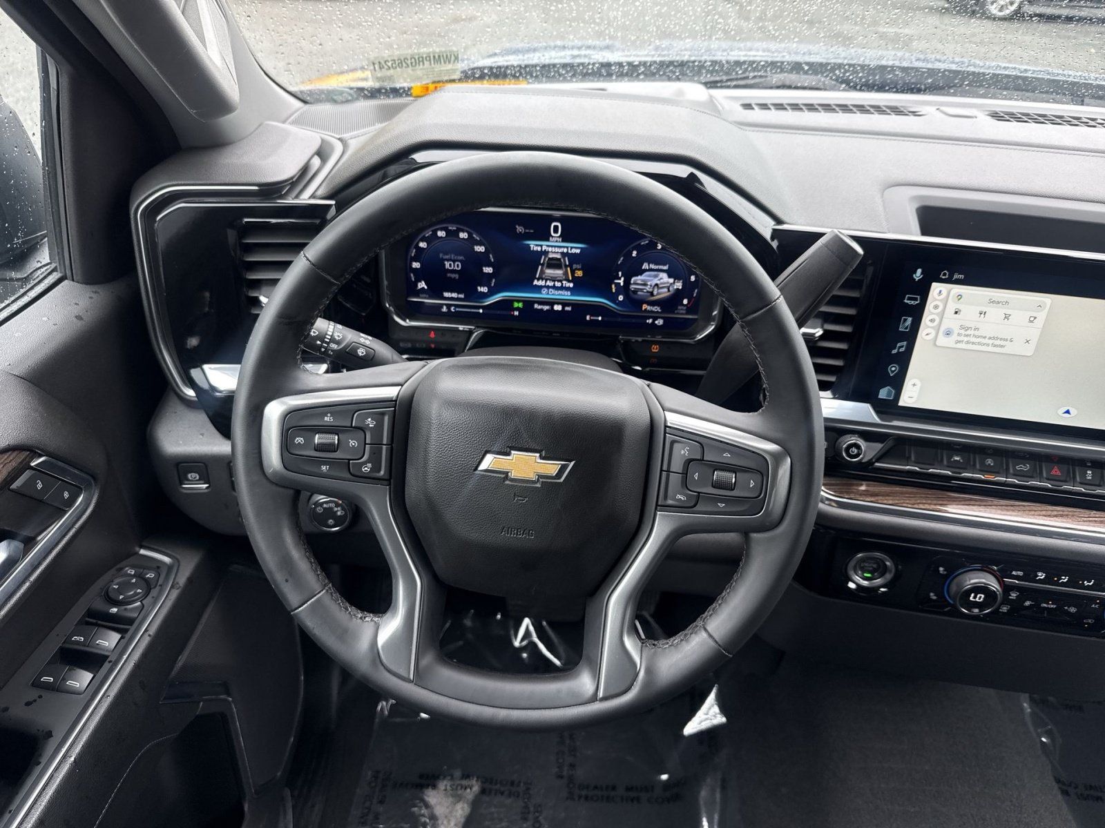 Used 2024 Chevrolet Silverado 1500 LT AWD/4WD image 17