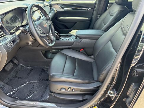 Certified 2023 Cadillac XT5 Premium Luxury AWD/4WD image 16