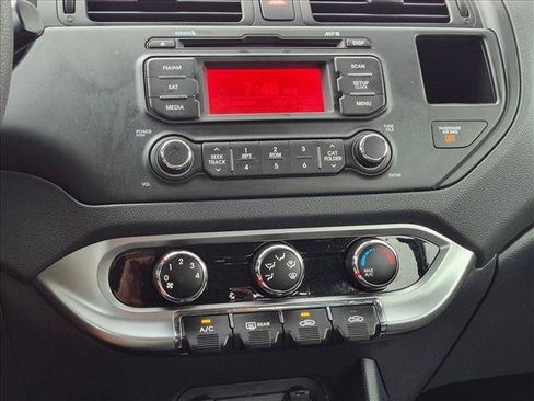 Used 2012 Kia Rio LX FWD image 13