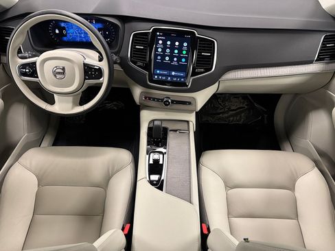 Used 2024 Volvo XC90 B5 Plus w/ Protection Package Premier AWD/4WD image 14