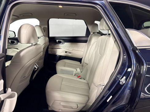 Certified 2023 Kia Sorento SX Prestige AWD/4WD image 21