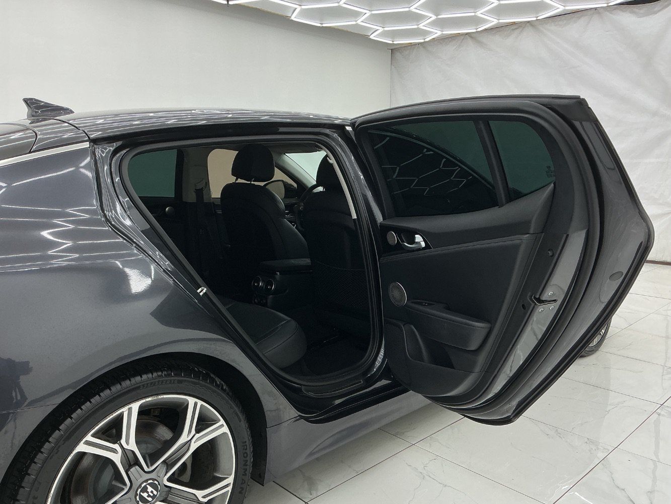 Used 2019 Kia Stinger Premium AWD/4WD image 23