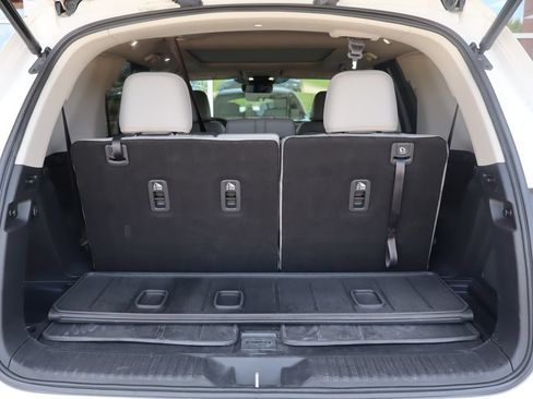Used 2023 Honda Pilot Elite image 9