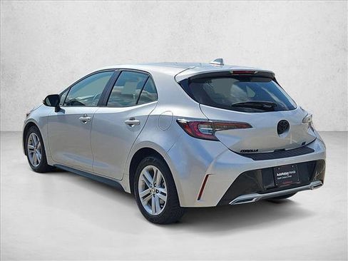 Used 2022 Toyota Corolla SE w/ Blackout Package (TMS) image 8