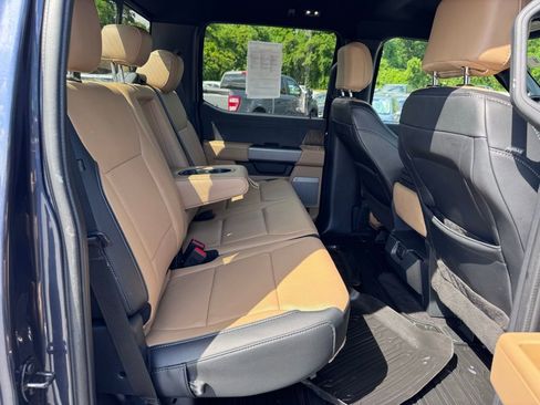 Used 2022 Ford F150 Lariat w/ Max Trailer Tow Package image 31