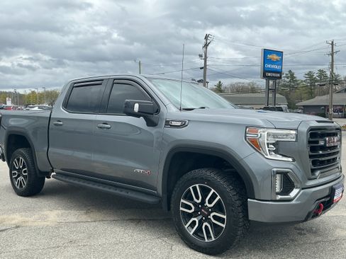 Used 2022 GMC Sierra 1500 AT4 w/ AT4 Preferred Package AWD/4WD image 6