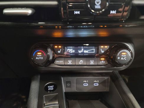 New 2026 Nissan Kicks SV w/ Charging Package image 18